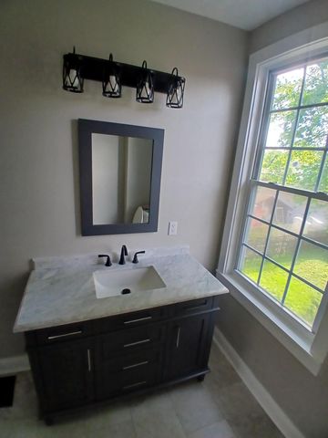 103 W Walnut Street, Southgate, KY 41071