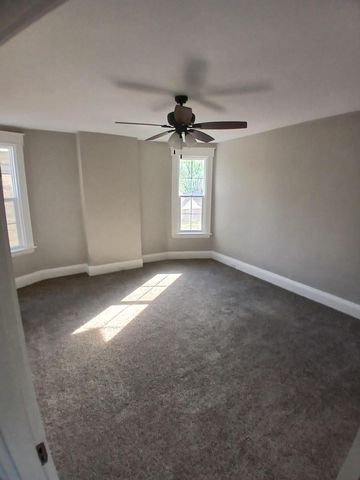 103 W Walnut Street, Southgate, KY 41071
