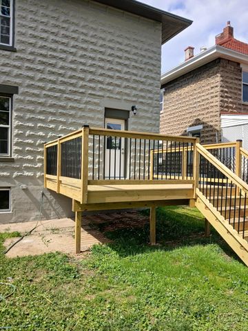 103 W Walnut Street, Southgate, KY 41071