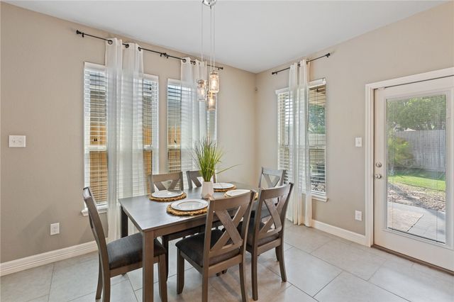 3013 Neches Dr, Corpus Christi, TX 78414