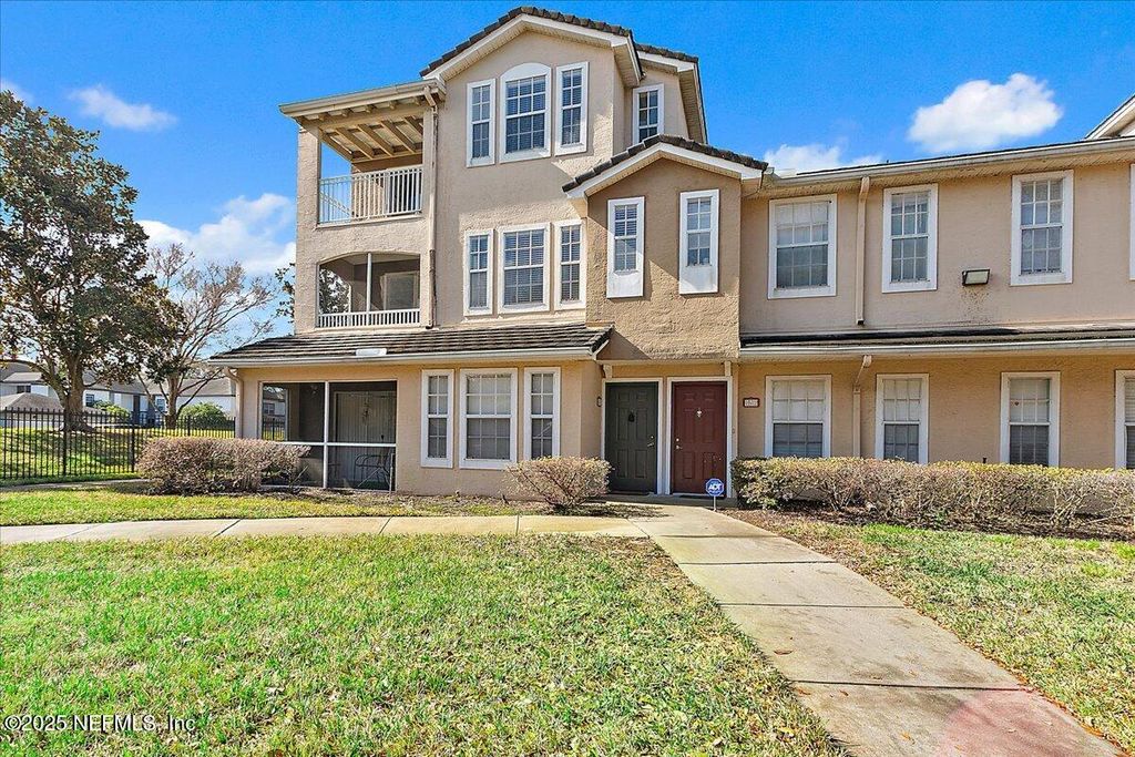 Image 1 of property listing at 10075 GATE Parkway, 1511, Jacksonville, FL 32246