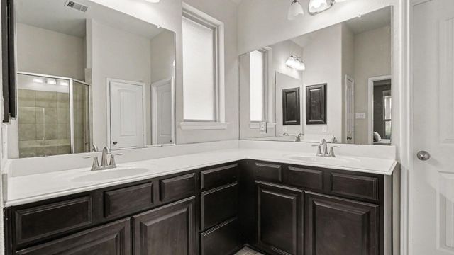 4817 Ladona Court, League City, TX 77573