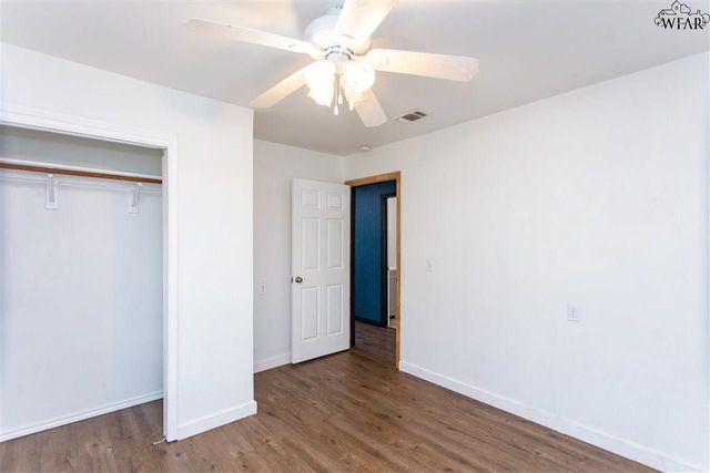 427 W COLLEGE STREET, Burkburnett, TX 76354