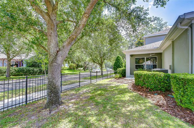 5301 MATCH POINT PLACE, Lithia, FL 33547