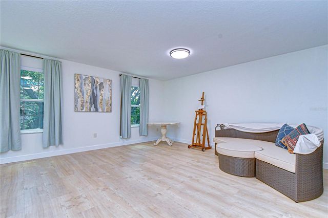 5301 MATCH POINT PLACE, Lithia, FL 33547
