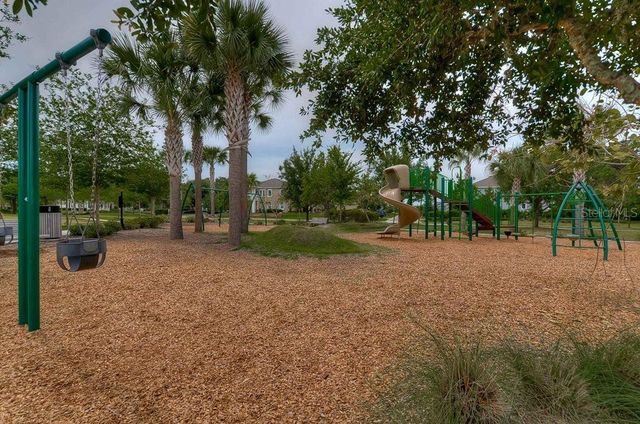 5301 MATCH POINT PLACE, Lithia, FL 33547