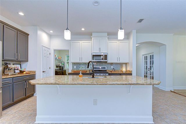 5301 MATCH POINT PLACE, Lithia, FL 33547