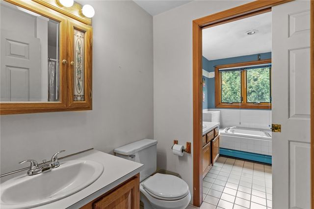 6 Island View Drive, Warwick, RI 02886