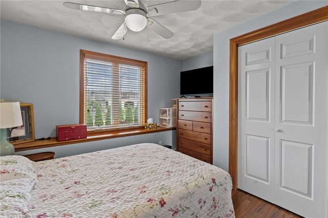 6 Island View Drive, Warwick, RI 02886