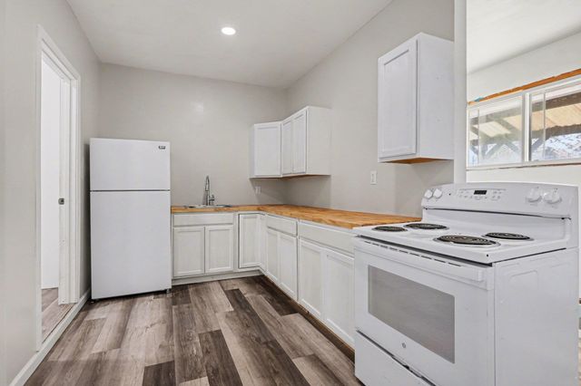 5454 N River Road, Freeland, MI 48623