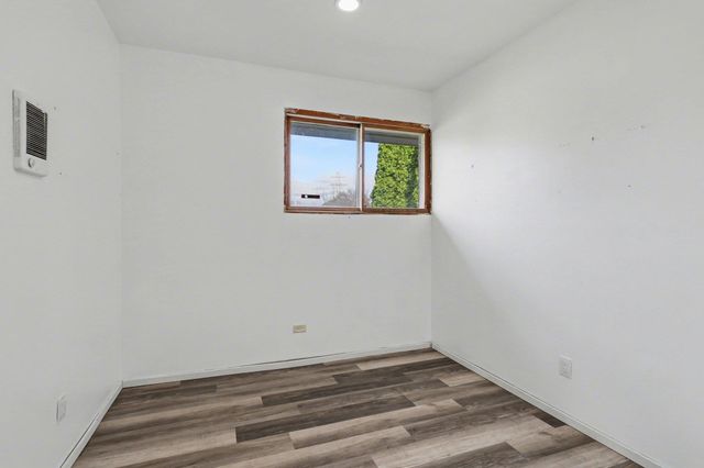 5454 N River Road, Freeland, MI 48623