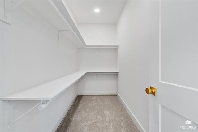 4102 Scenic Crossing, Manhattan, KS 66503