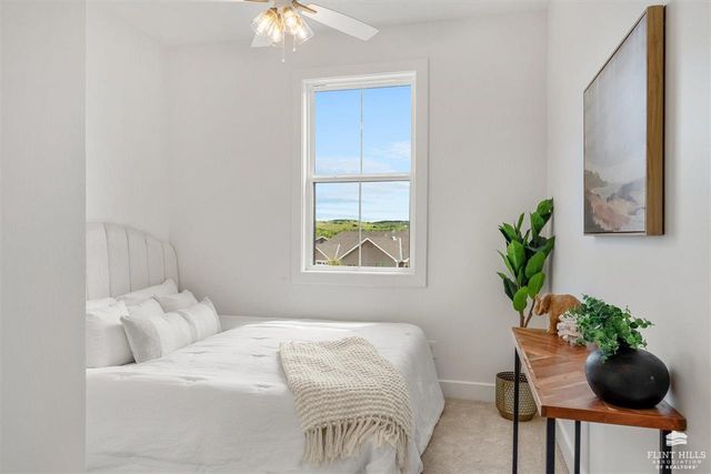 4102 Scenic Crossing, Manhattan, KS 66503