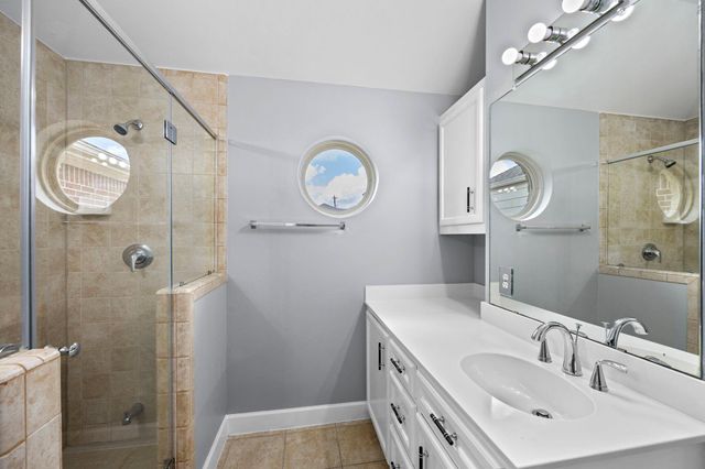 5951 South Loop E 50, Houston, TX 77033