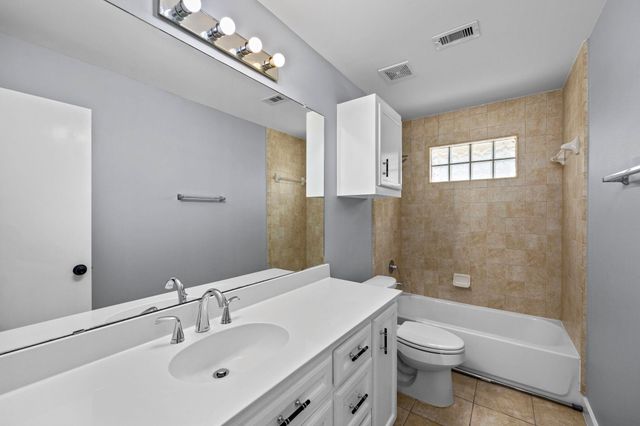 5951 South Loop E 50, Houston, TX 77033