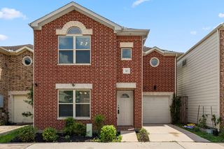 5951 South Loop E 50, Houston, TX 77033