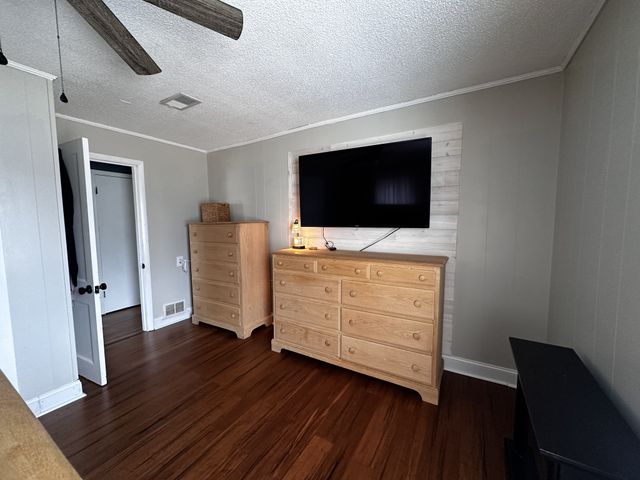 8070 County Road 94, Killen, AL 35645