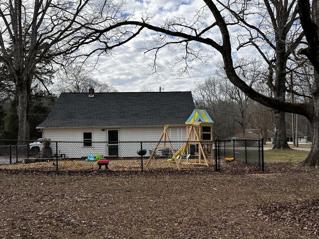 8070 County Road 94, Killen, AL 35645