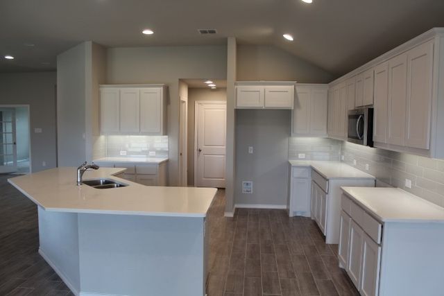 4701 Avion Drive, Sanger, TX 76266