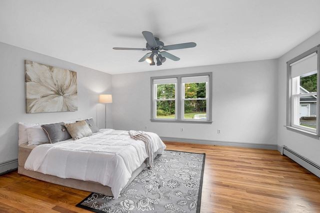 16 Central St, Wakefield, MA 01880