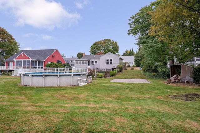 16 Central St, Wakefield, MA 01880
