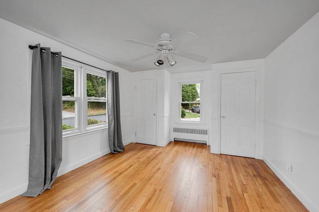 16 Central St, Wakefield, MA 01880
