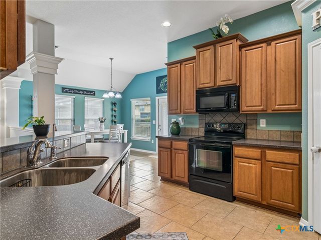 224 Fritz Way, Cibolo, TX 78108