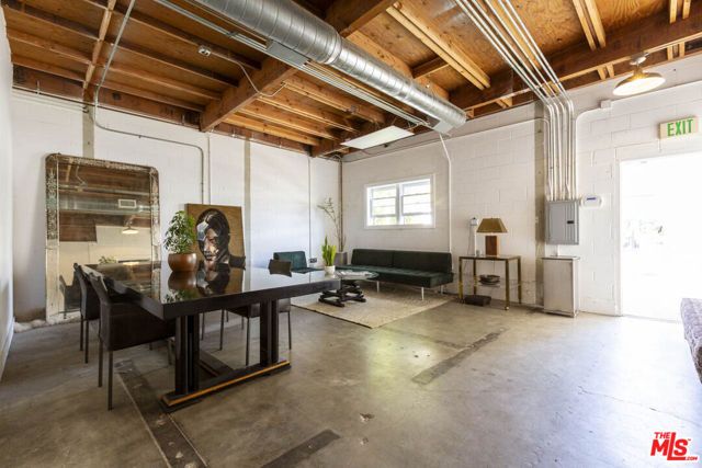 5908 Barton Avenue, Los Angeles, CA 90038