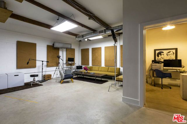 5908 Barton Avenue, Los Angeles, CA 90038