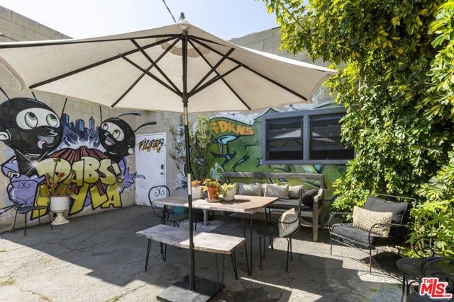 5908 Barton Avenue, Los Angeles, CA 90038