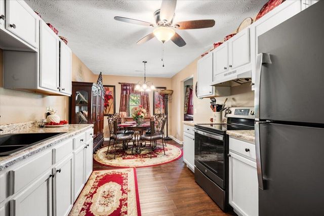 341 Burchwood Drive, Berea, KY 40403