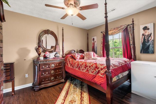 341 Burchwood Drive, Berea, KY 40403
