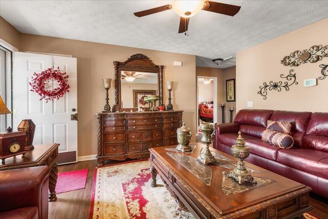 341 Burchwood Drive, Berea, KY 40403
