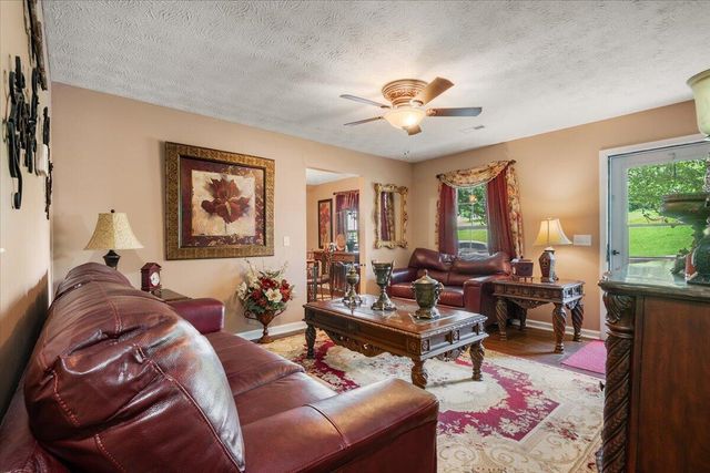 341 Burchwood Drive, Berea, KY 40403