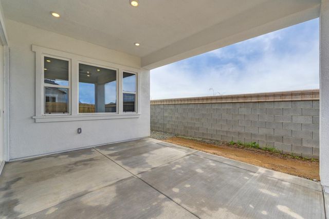 516 Summerville Ct, Roseville, CA 95747