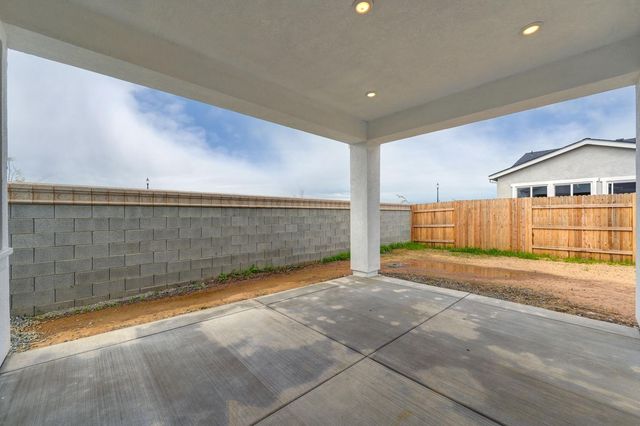 516 Summerville Ct, Roseville, CA 95747