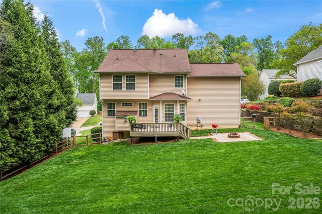 729 Knightswood Road, Fort Mill, SC 29708