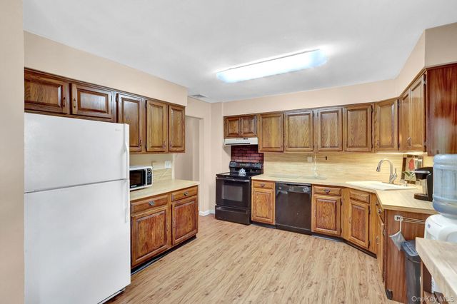 208 Raider Street, West Babylon, NY 11704