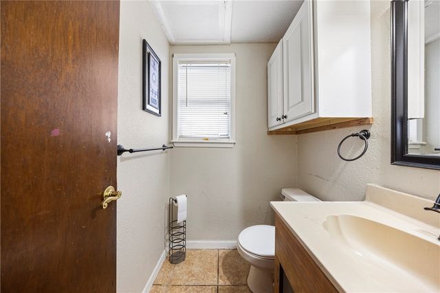 1138 Concho St, Corpus Christi, TX 78407