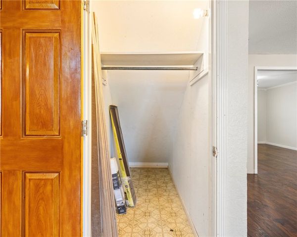 1138 Concho St, Corpus Christi, TX 78407