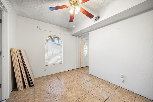 1138 Concho St, Corpus Christi, TX 78407