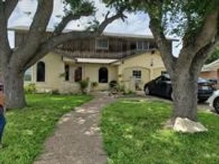 1138 Concho St, Corpus Christi, TX 78407
