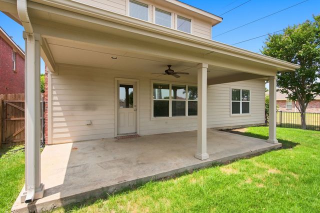 15636 Gatehouse Drive, Fort Worth, TX 76262