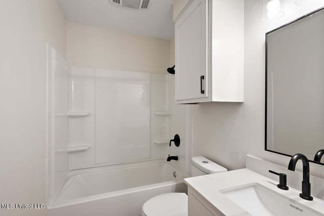 648 Briarcliff Circle, Jackson, MS 39212