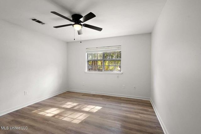 648 Briarcliff Circle, Jackson, MS 39212