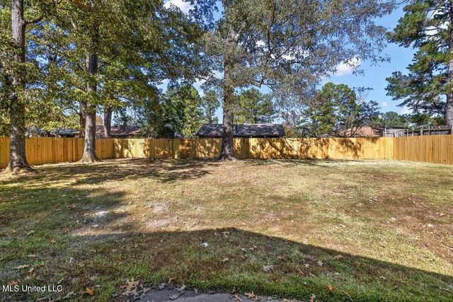 648 Briarcliff Circle, Jackson, MS 39212