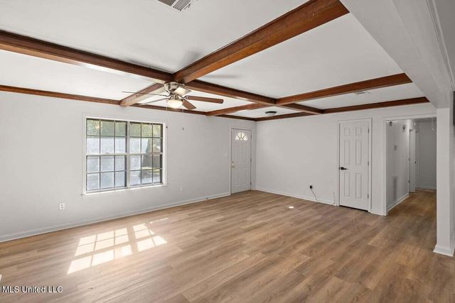 648 Briarcliff Circle, Jackson, MS 39212