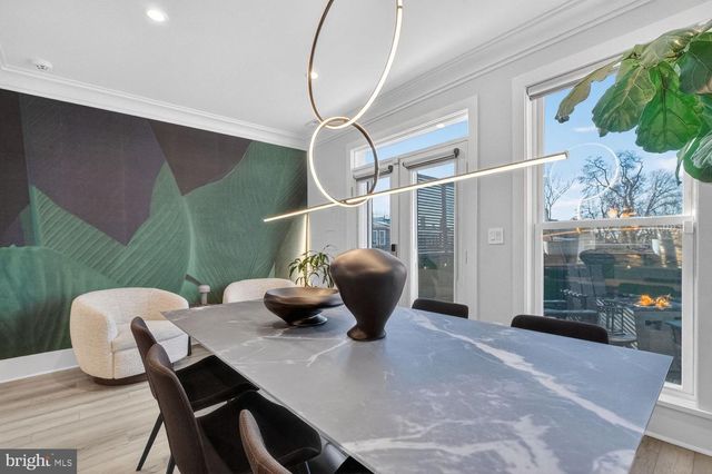 2214 NORTH CAPITOL ST NW, Washington, DC 20002