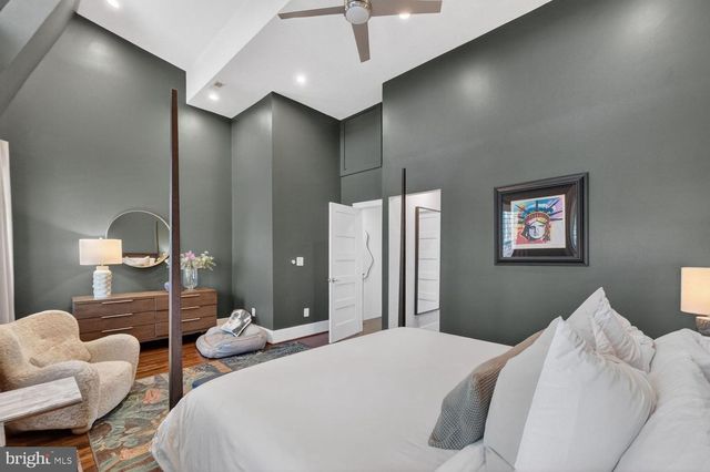 2214 NORTH CAPITOL ST NW, Washington, DC 20002