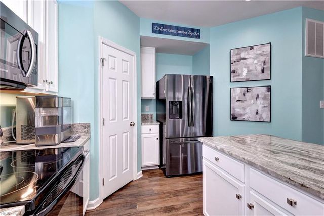 8428 Sheldon Branch PL, Toano, VA 23168